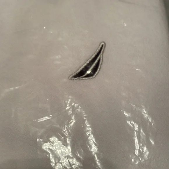 NAUTICA Men’s Long Sleeve Sweatshirt. 100% Cotton. Soft light fleece inside NWT - Picture 3 of 3